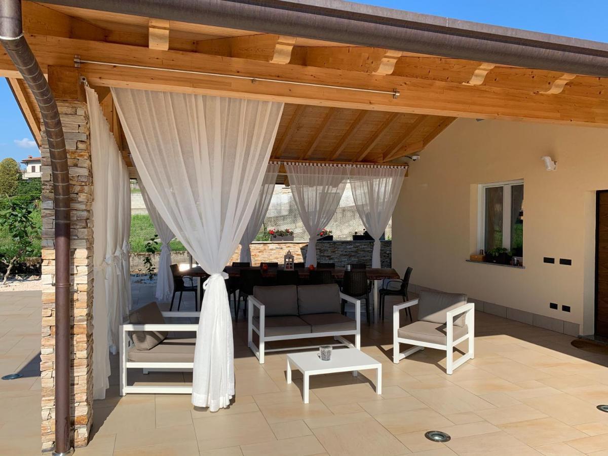 B&B Alciliegio Casnate Con Bernate Екстер'єр фото